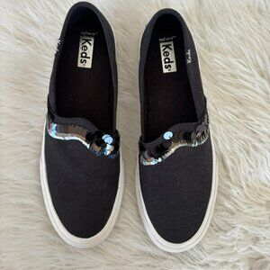 NWOB Keds Women’s Black Wave Paillette Slip-On Sneakers Size 7.5 Medium